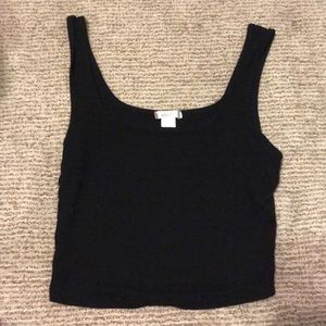Simple black cropped tank